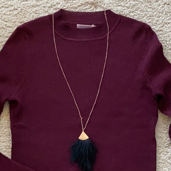 Wine Color Flare Sleeve Ribbed Knit Top - Picture 5 of 8